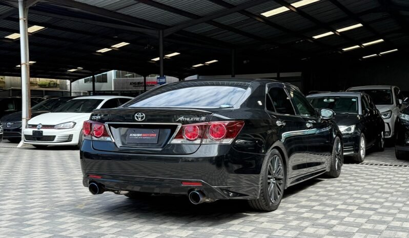 Toyota Crown Athlete S 2018 full