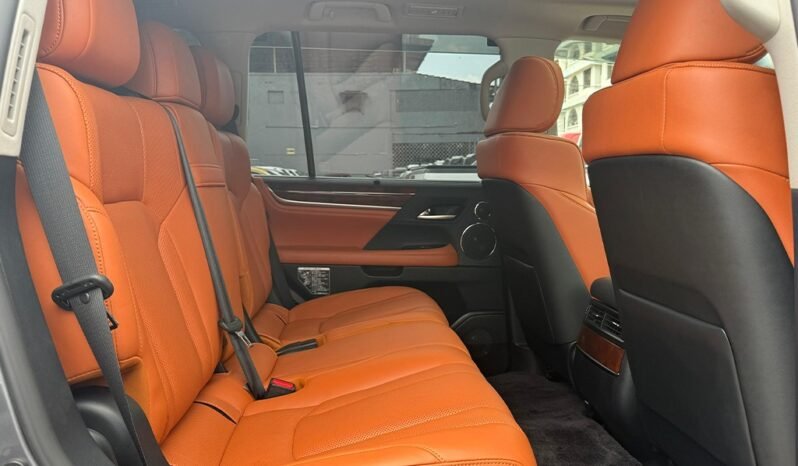 Lexus LX570 2018 full