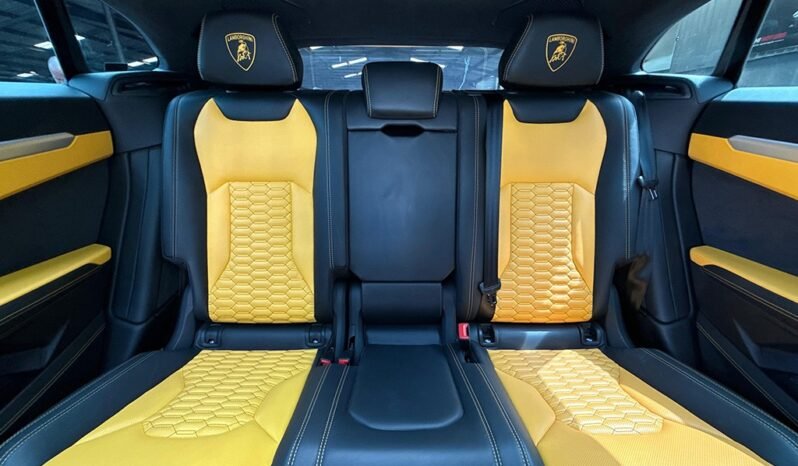 
Lamborghini Urus 2019 full									