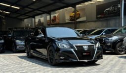 Toyota Crown 2017