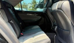 Toyota Crown 2017 full