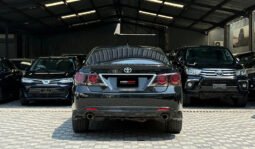 Toyota Crown 2017