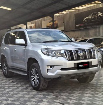Toyota Land Cruiser Prado VXL 2021