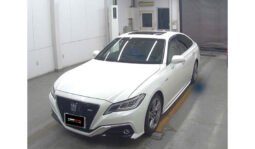 Toyota Crown 2018