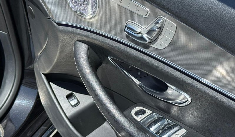 Mercedes-Benz E200 2018 full