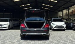 Mercedes-Benz E200 2018 full