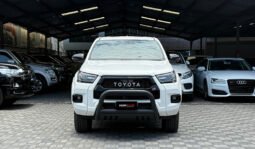 Toyota Hilux D Cabin 2023 full