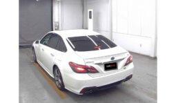 Toyota Crown 2018