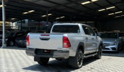 
Toyota Hilux D Cabin 2019 full									