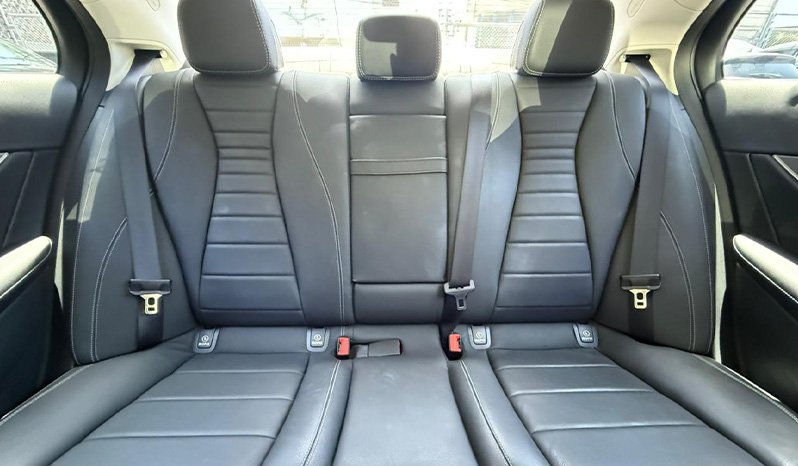 Mercedes-Benz E200 2018 full