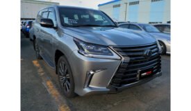 Lexus LX570 2018