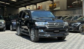 Toyota Land Cruiser ZX V8 2019