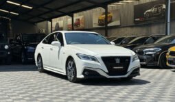 Toyota Crown RS 2018