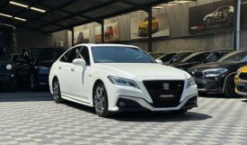 Toyota Crown RS 2018