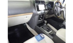 
										Toyota Land Cruiser Prado 2018 full									