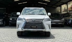 Lexus LX570 2019