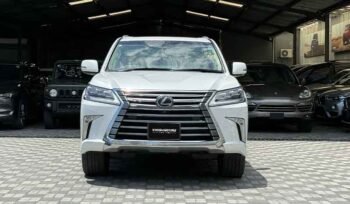 Lexus LX570 2019