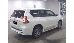 
										Toyota Land Cruiser Prado 2018 full									