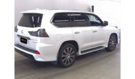 Lexus LX570 2018