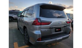 Lexus LX570 2018