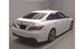 Toyota Crown 2019