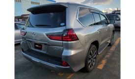 Lexus LX570 2018