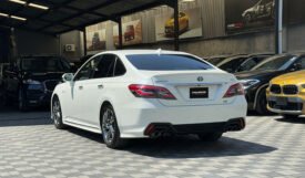 Toyota Crown RS 2018