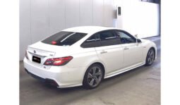 Toyota Crown 2018