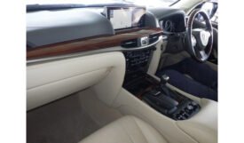Lexus LX570 2019
