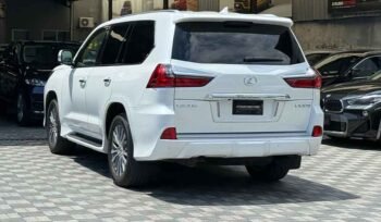 Lexus LX570 2019