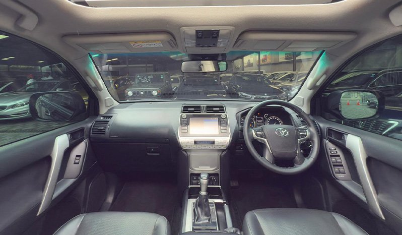 Toyota Land Cruiser Prado 2018 full