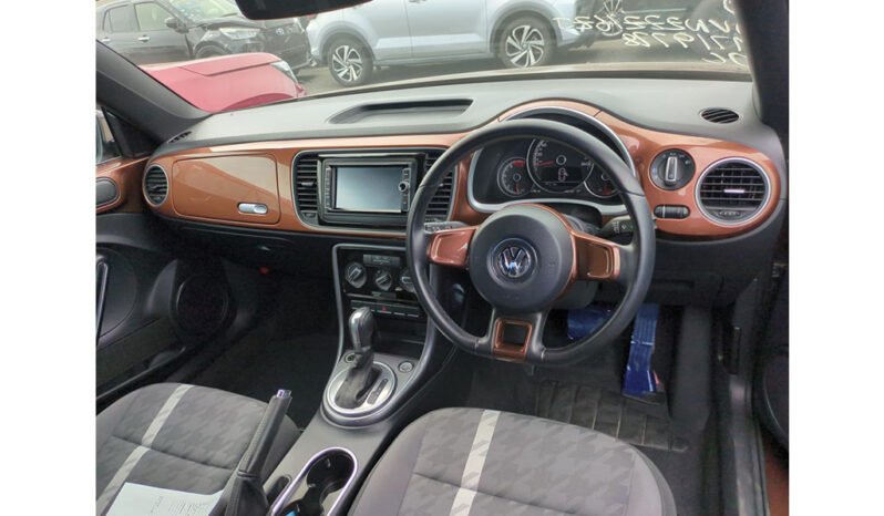 
Volkswagen Beetle 2018 full									