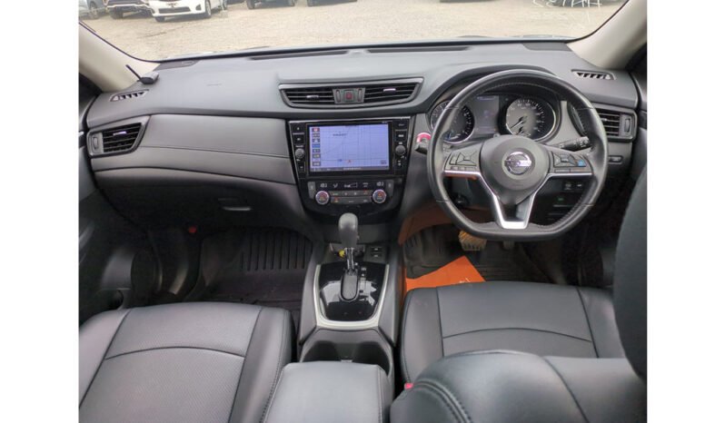 
Nissan X-Trail 2018 full									