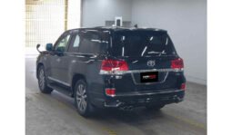 
Toyota Land Cruiser 2019 full									