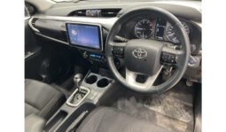 
Toyota Hilux 2021 full									