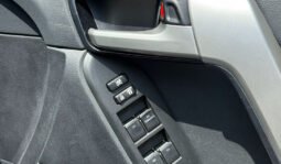 
										Toyota Land Cruiser Prado 2018 full									