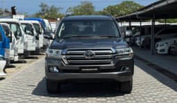 Toyota Land Cruiser Sahara V8 2018